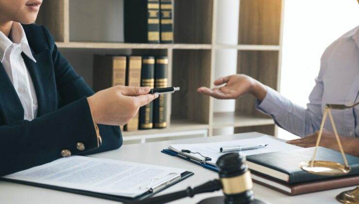 Quanto custa contratar um advogado previdenciário